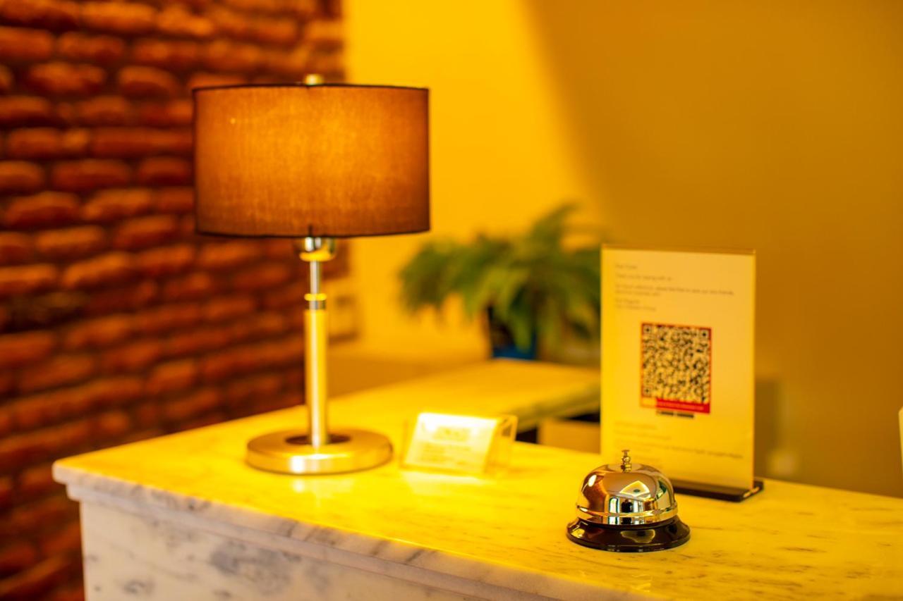 - Boutique