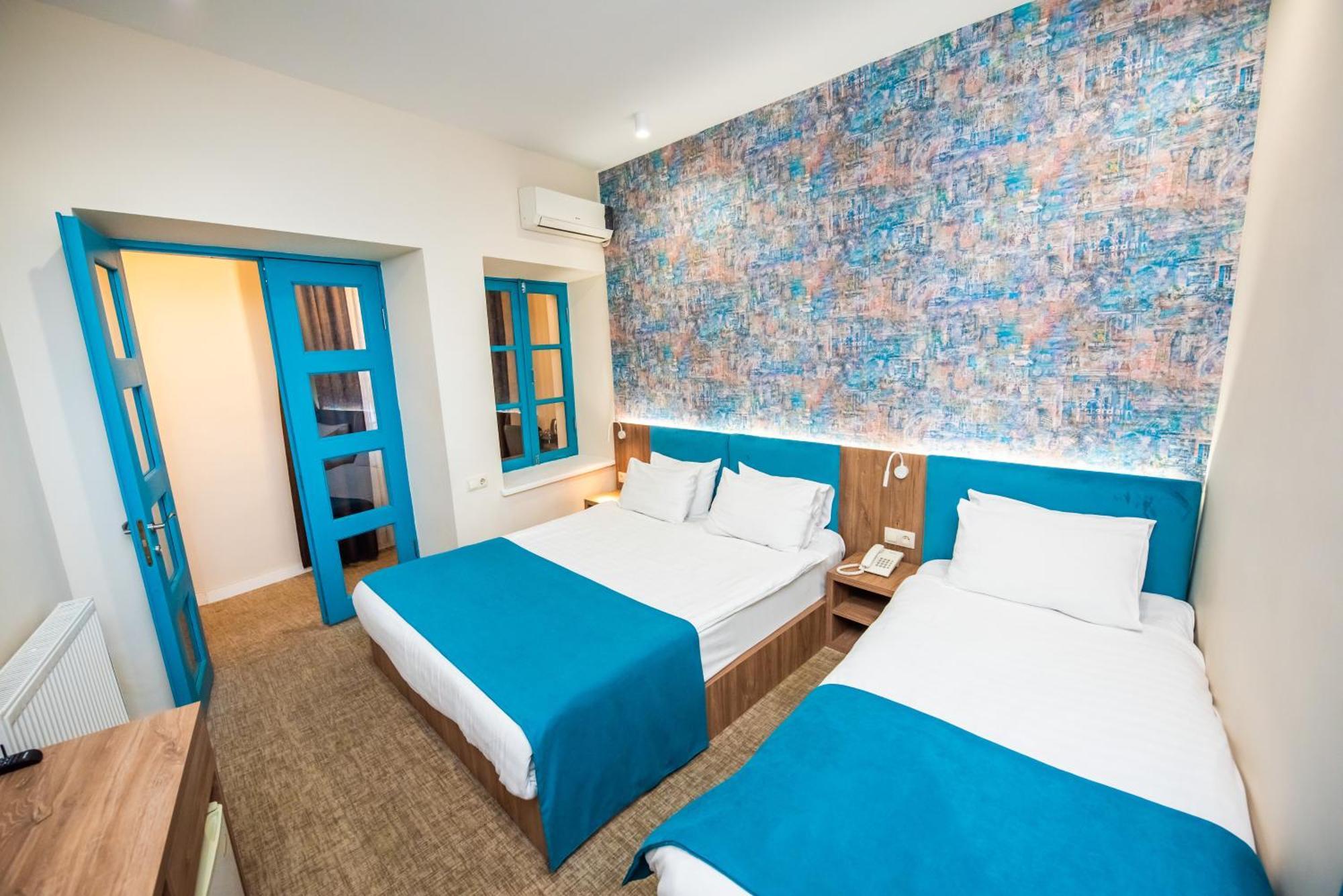 - Boutique Hotel Tbilisi